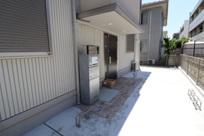 【エントランス】 | リビングタウン春日