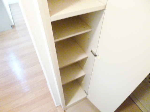 カーサビアンカの収納|シューズボックスはこちらです