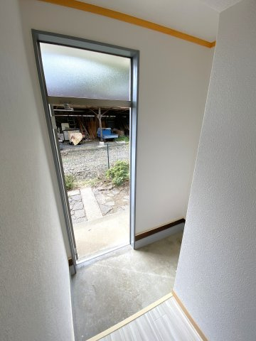小林邸の玄関