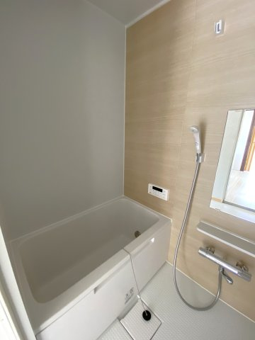 小林邸の浴室