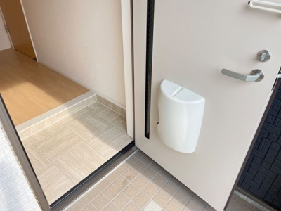 【玄関】 | リズ・プラトリー