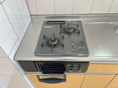  | リズ・プラトリー