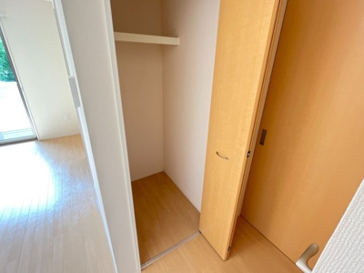 【居間・リビング】 | リズ・プラトリー