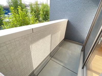 【バルコニー】 | リズ・プラトリー