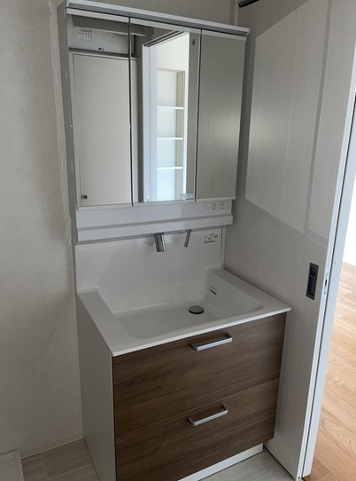 【独立洗面台】