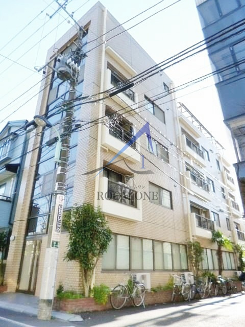 コスモステージ