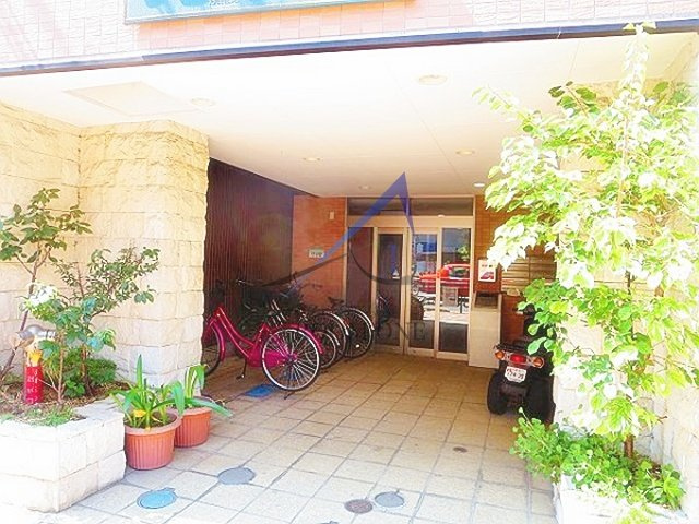 アドバンスシティのエントランス|エントランスです。