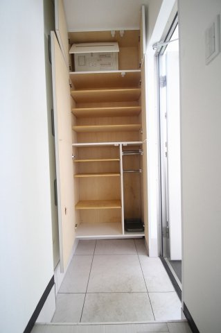 木村ビルの収納