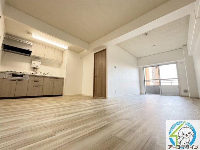 ルモン明石公園の居間・リビング