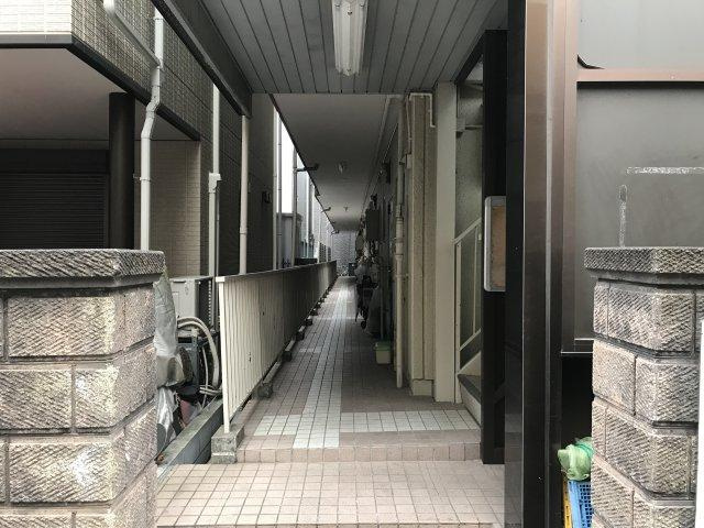 レジデンス希光のエントランス