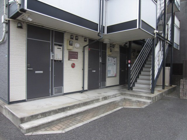 【エントランス】
