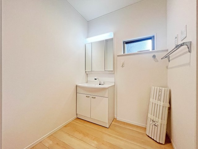 クレイドルガーデン名古屋市港区知多第2　2号棟の洗面所