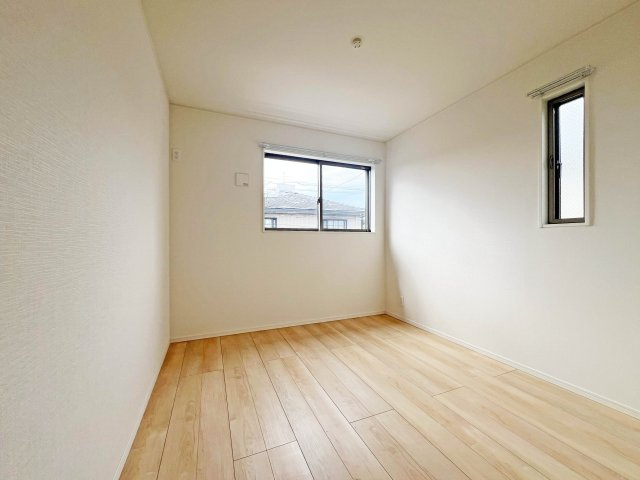 クレイドルガーデン名古屋市港区知多第2　2号棟の洋室