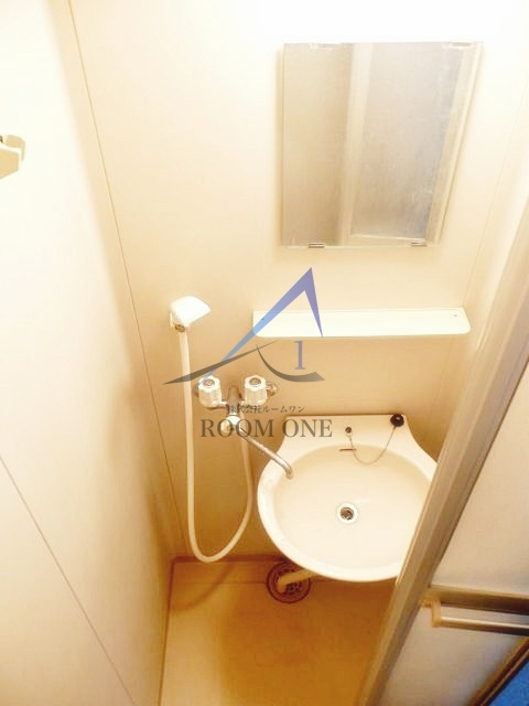 青葉荘の洗面所|洗面台です。