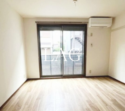 【居間・リビング】 | カサグランデ本郷 | 洋室のお部屋です。