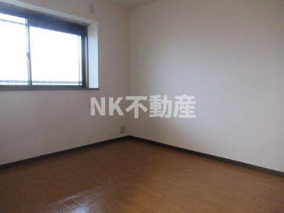 【寝室】 | 吉鴻ハイネスⅢ（鴻池新田賃貸） | 開放的な寝室です