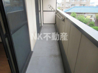 【バルコニー】 | 吉鴻ハイネスⅢ（鴻池新田賃貸） | 陽当たり良好なバルコニーです