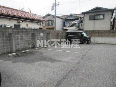 【駐車場】 | 吉鴻ハイネスⅢ（鴻池新田賃貸） | 空きはご確認ください。