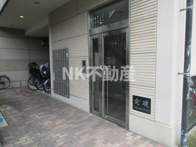 【エントランス】 | 吉鴻ハイネスⅢ（鴻池新田賃貸） | エントランスです