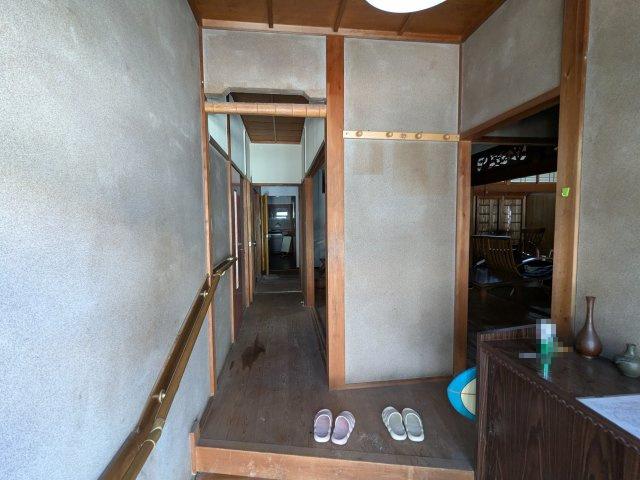 和歌山市島橋東ノ丁・中古戸建・54713の玄関