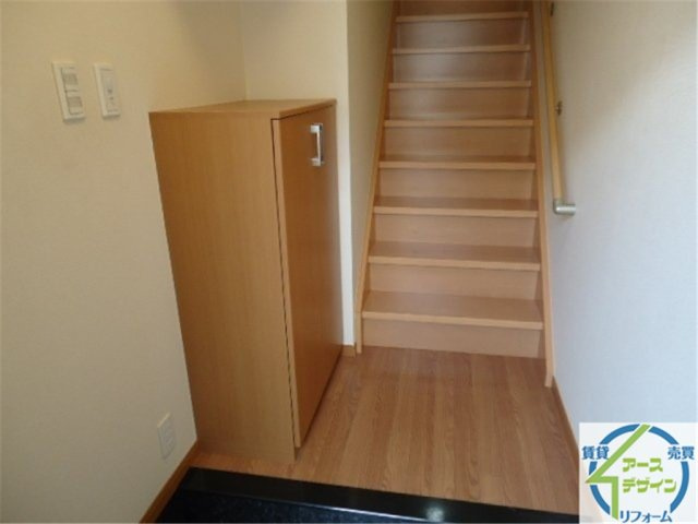 アイエスパレス・ウェストの玄関|パース写真