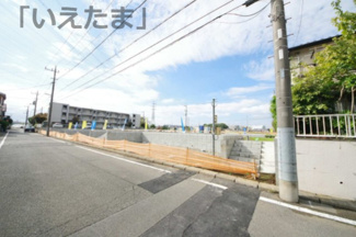 【外観】 | 【仲介手数料無料！！】日野市平山４丁目　新築戸建て（全14棟）9号棟　5080万円 | 令和７年10月20日撮影　建築中