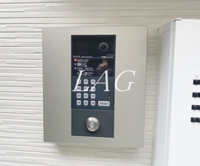 【セキュリティ】 | ルミエール | オートロックになります。