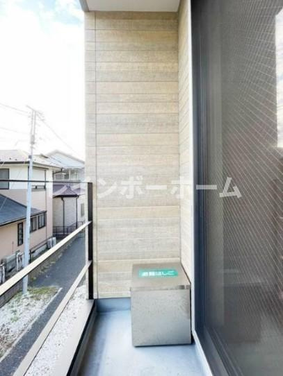 I Rashiku 中山のバルコニー