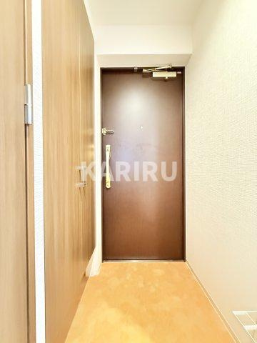 Luxe玉造南の玄関