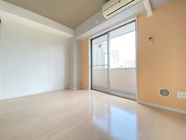 プロヴァンスヒルズ新宿の洋室