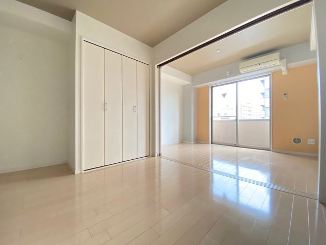 プロヴァンスヒルズ新宿の居間・リビング