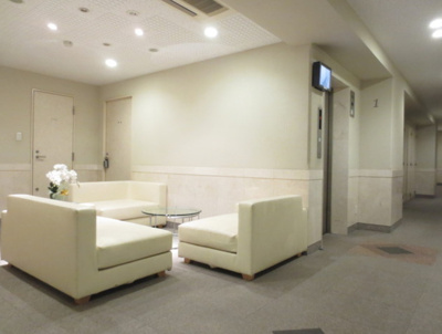 【ロビー】 | レフィール日本橋本町 | 清潔なロビーです