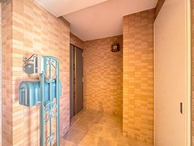 【玄関】 | ルミナス桃山台