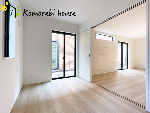 上尾市向山　11期　新築一戸建て　グラファーレ　02の洋室|明るい洋室です