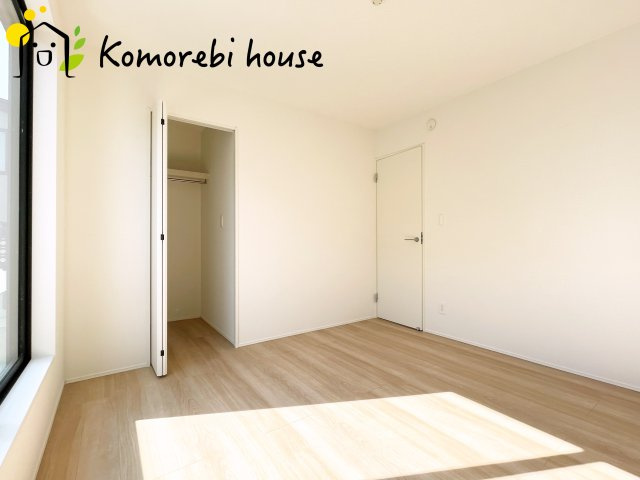 上尾市向山　11期　新築一戸建て　グラファーレ　02の子供部屋|ゆったりした子供部屋です