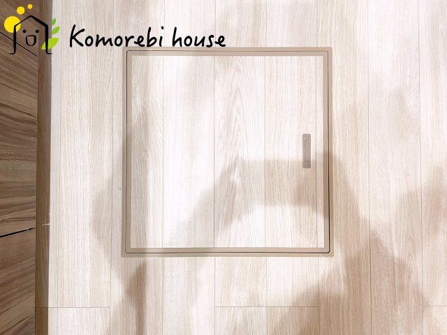 上尾市向山　11期　新築一戸建て　グラファーレ　02の内装|床下収納です