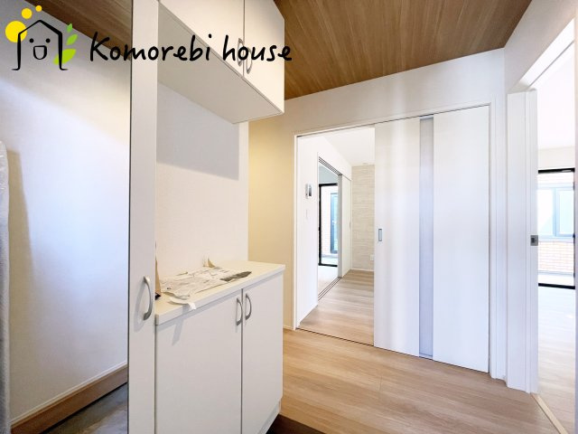 上尾市向山　11期　新築一戸建て　グラファーレ　02のその他|廊下です