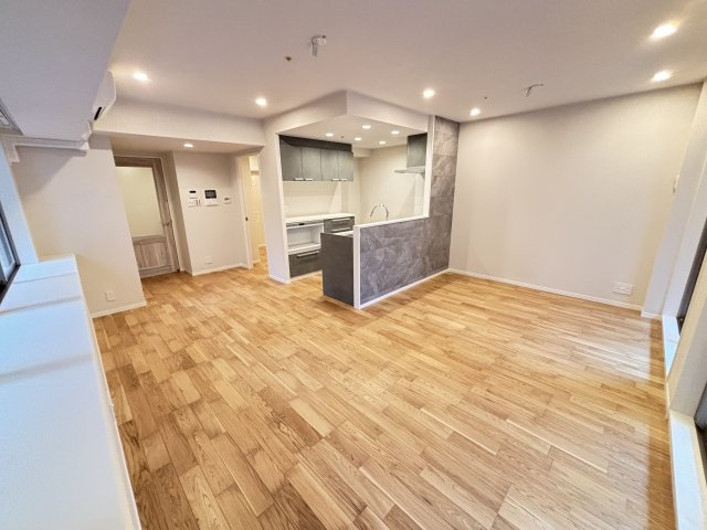 【居間・リビング】 | エルセレブ上池台トップヒル