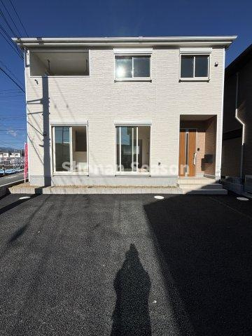 【間取り】 | 育児・家事に重宝する和室を備えた、全室南向きの4SLDK◎　
オン・オフの切り替えしやすく、家族を身近に集中力高まる「書斎」もご用意しました♪