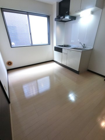 ミレナコートの居間・リビング