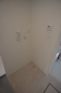 【ランドリースペース】 | 【仲介手数料無料！！】府中市多磨町2丁目　新築戸建て（全7棟）6号棟　4990万円