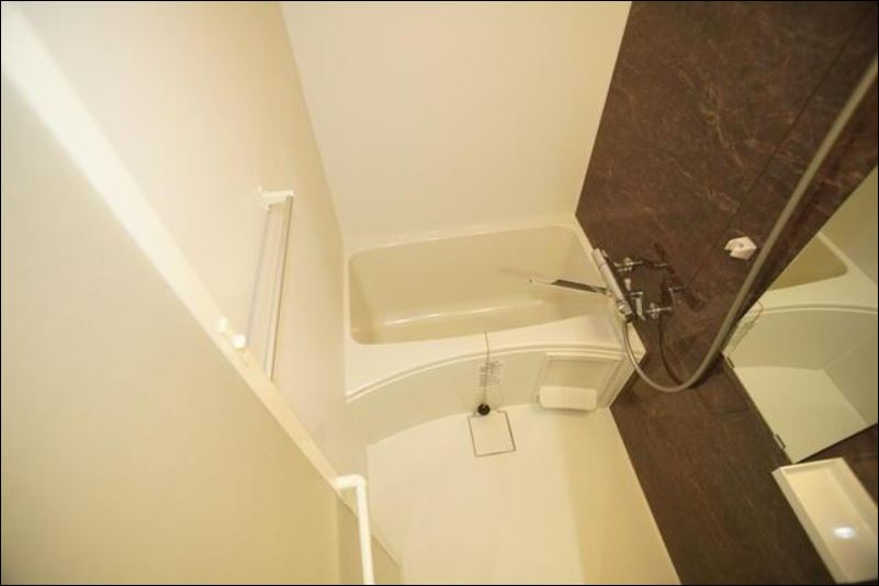 Ludens方南町の浴室|☆敷金ゼロ・礼金ゼロ・ネット無料！！