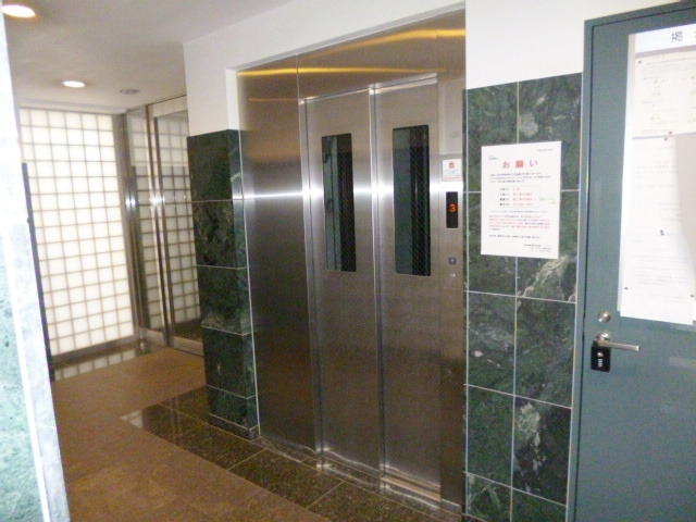 ラ・ポームのその他共用部分|もちろんエレベータのあるマンションです！