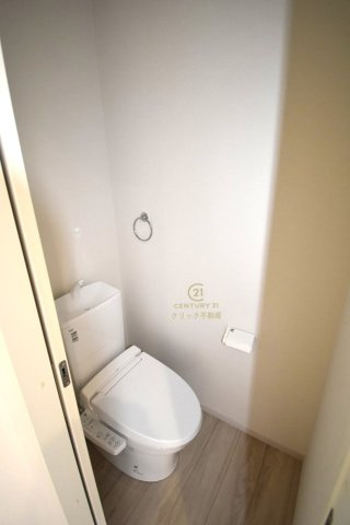 Terrace　日立市大久保町　1期 　3のトイレ|１階と２階、２ヶ所に清潔なトイレ。
毎日使う空間と機能だから、いつまでも清潔なスペースであってほしいのがトイレです。