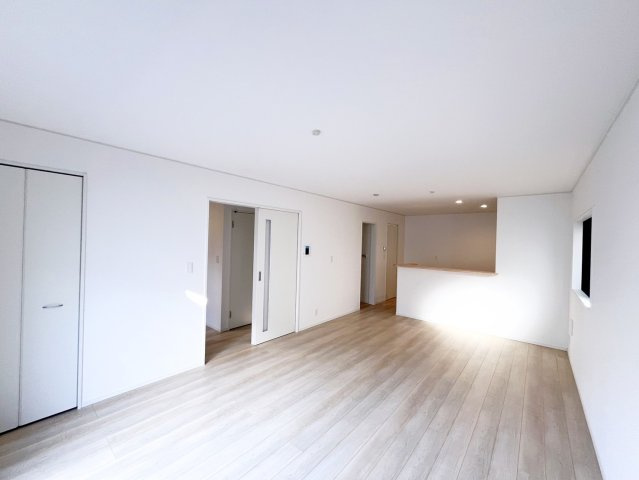 クレイドルガーデン和歌山市鳴神　第４期の居間・リビング