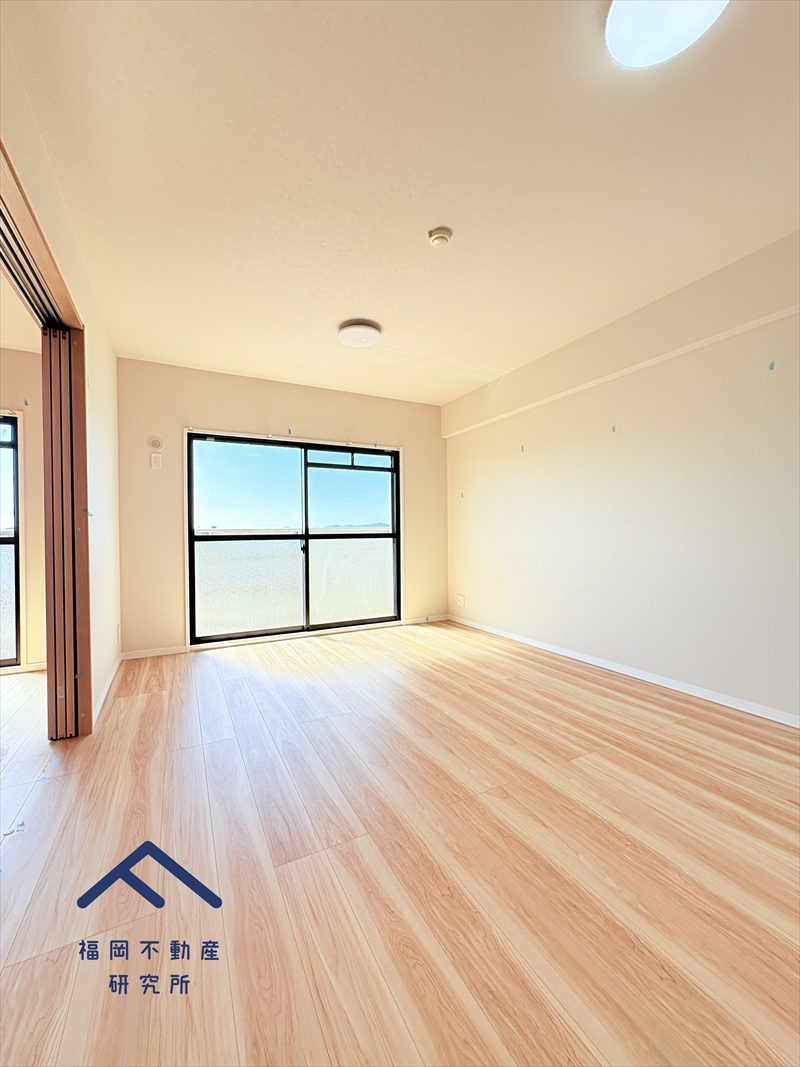 アンピール教育大前の洋室