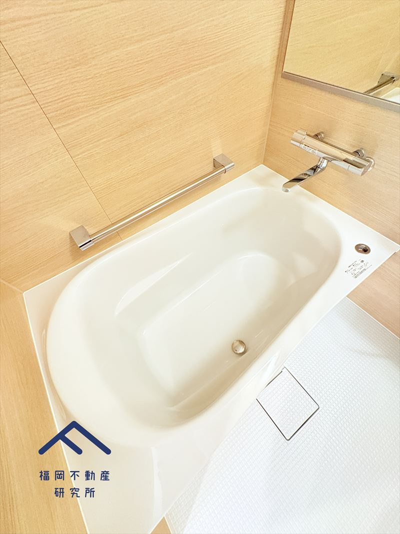 アンピール教育大前の浴室