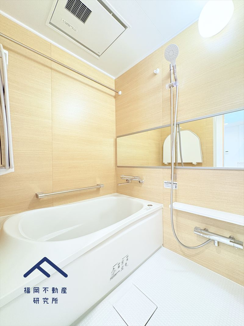 アンピール教育大前の浴室