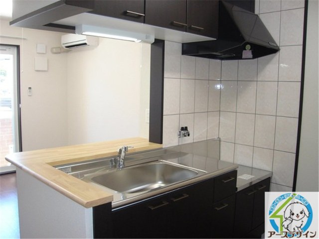 アイエスパレス・イーストのキッチン|パース写真