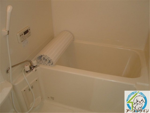 アイエスパレス・イーストの浴室|パース写真